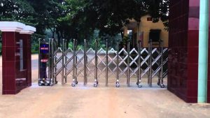 Lợi ích khi lựa chọn sử dụng cổng xếp inox