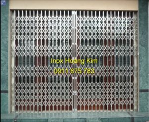 Cửa xếp inox mẫu 1