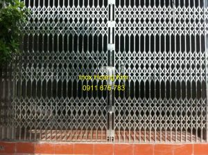 Cửa xếp inox mẫu 8