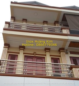 Lan can ban công inox mẫu 17