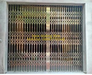 Cửa xếp inox mẫu 3