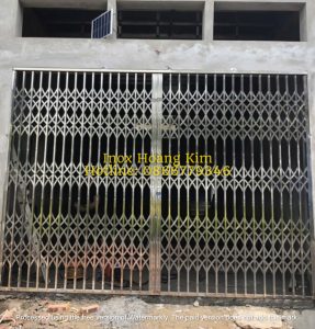 Cửa xếp inox mẫu 7